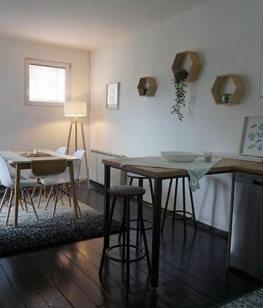Cosy Apartment In The Heart Of Skopje Exterior foto