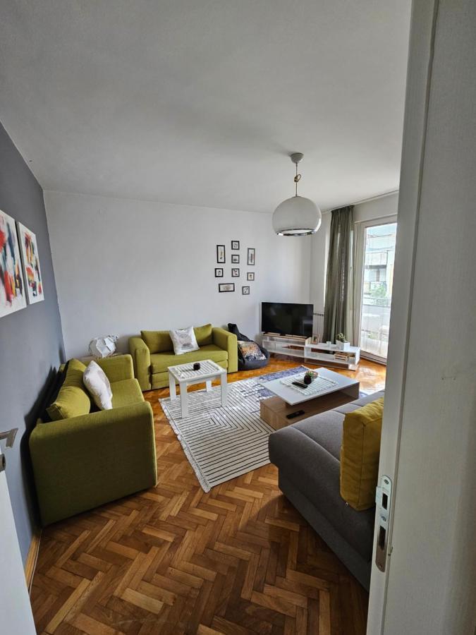 Cosy Apartment In The Heart Of Skopje Exterior foto