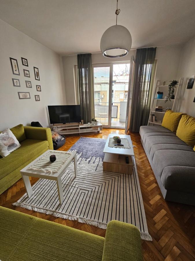 Cosy Apartment In The Heart Of Skopje Exterior foto