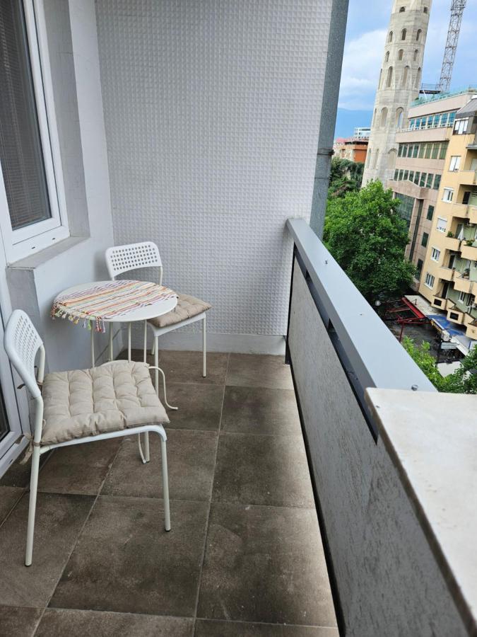 Cosy Apartment In The Heart Of Skopje Exterior foto